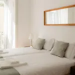 Apartment A Janela, Charming In Center *