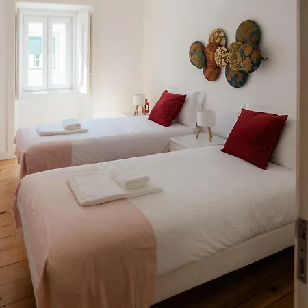 Apartment Lisboa A Janela, Charming Apartments In Lisbon Center