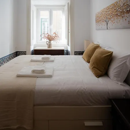 Apartment Lisboa A Janela, Charming Apartments In Lisbon Center